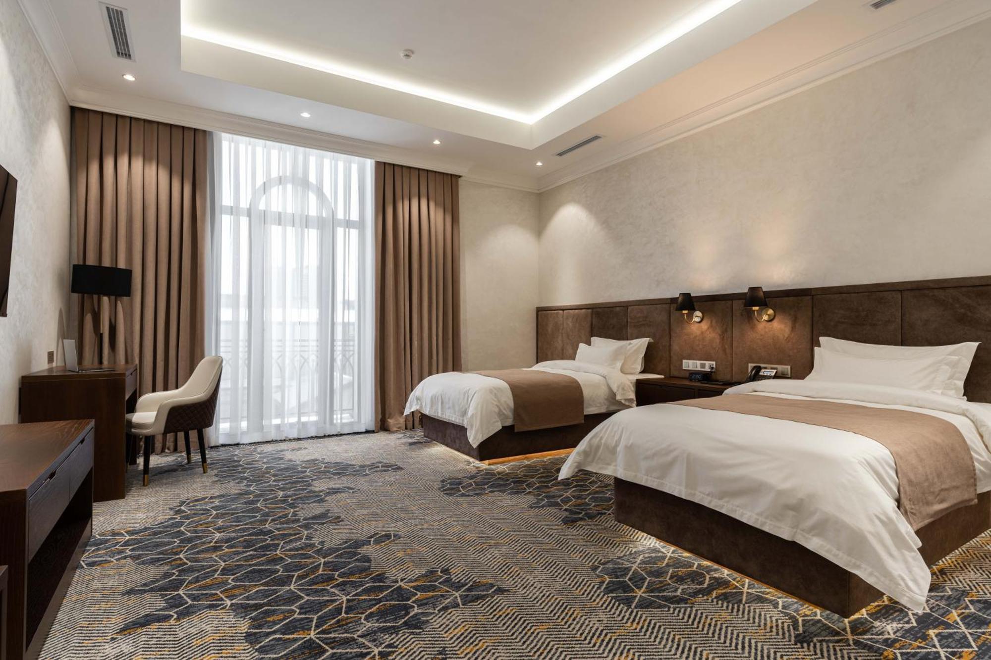 Frankfort Expo Hotel Ташкент Екстериор снимка