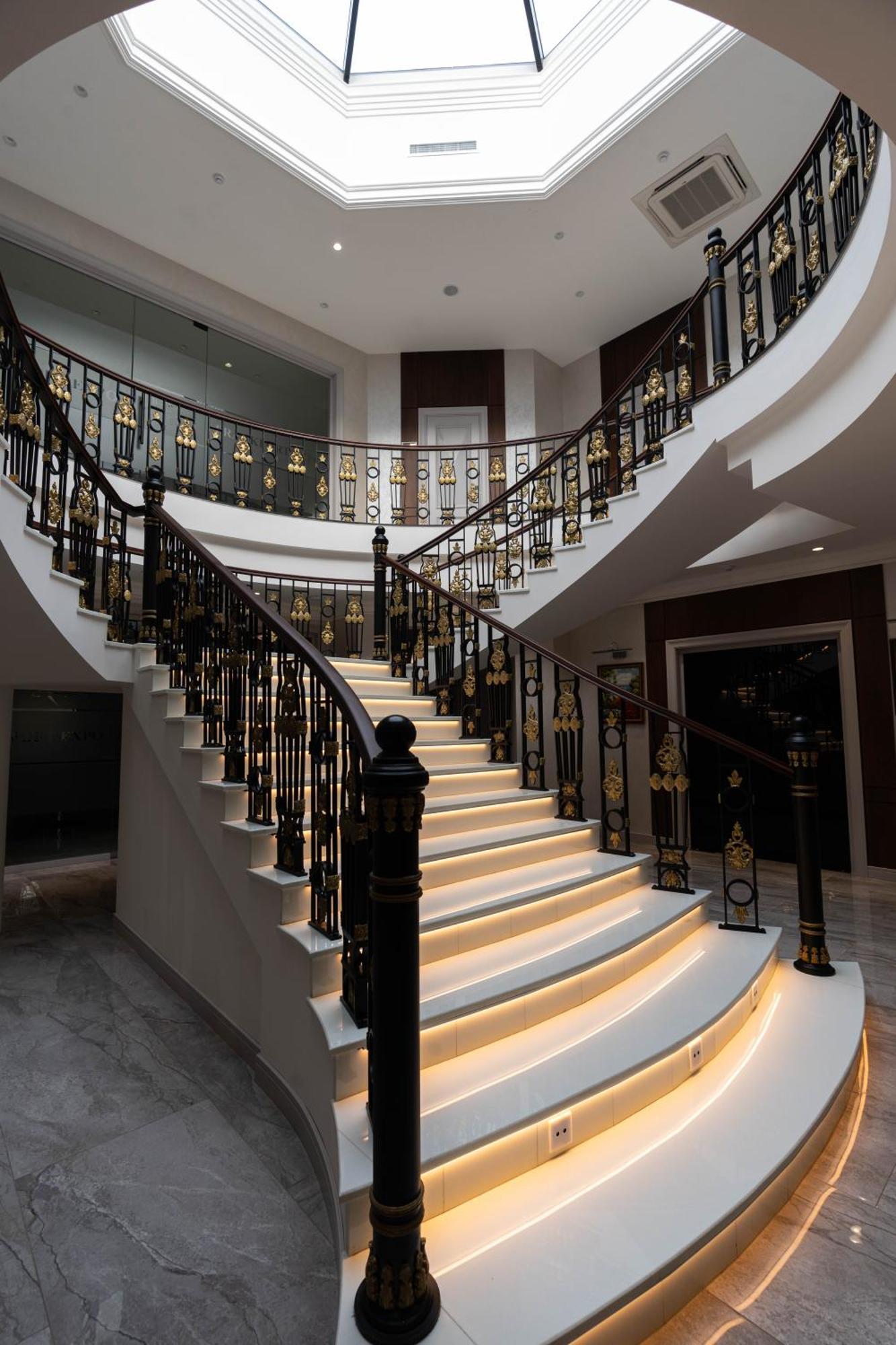 Frankfort Expo Hotel Ташкент Екстериор снимка