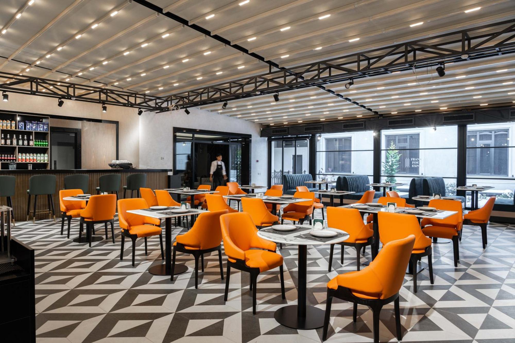 Frankfort Expo Hotel Ташкент Екстериор снимка