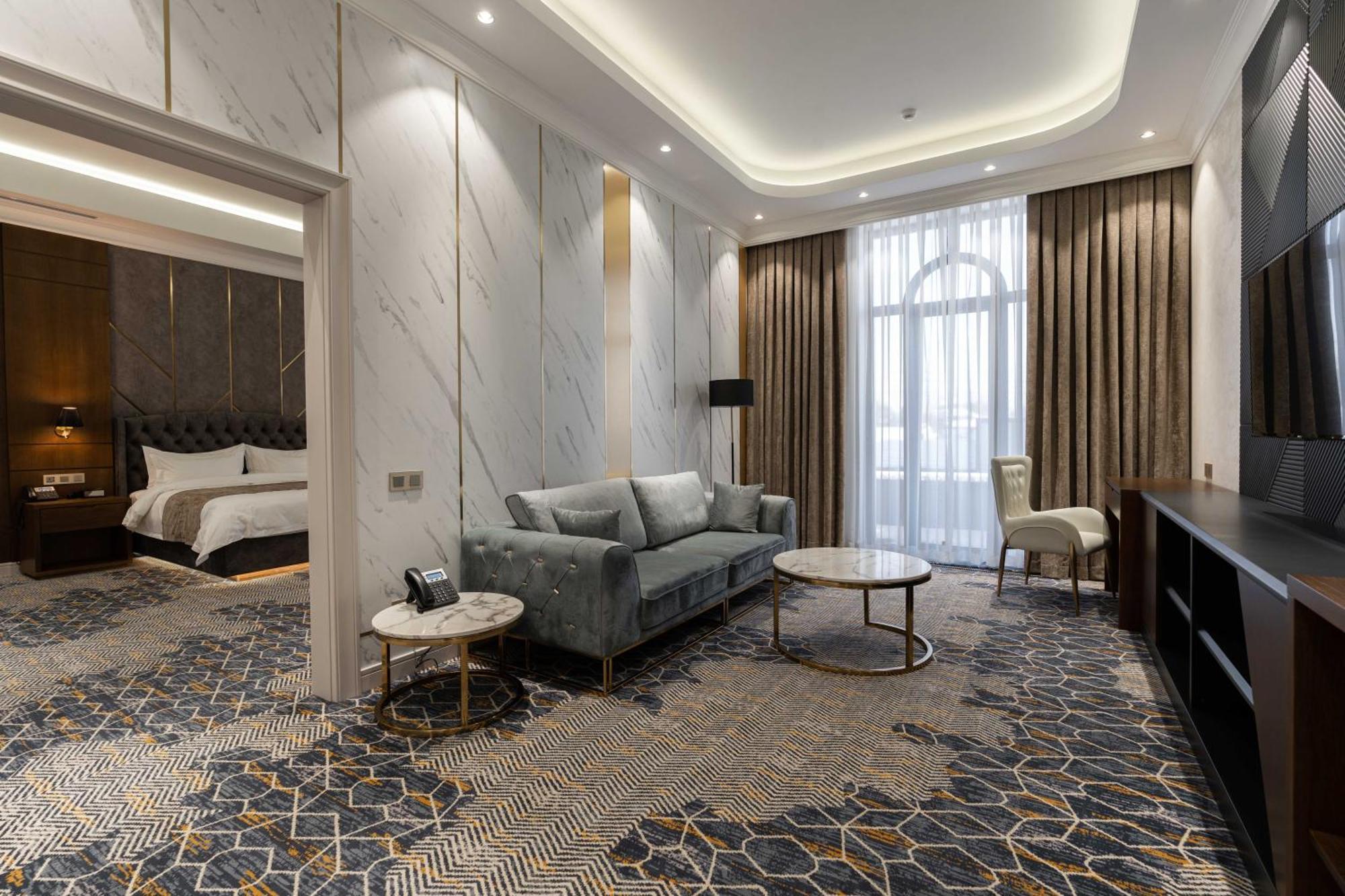 Frankfort Expo Hotel Ташкент Екстериор снимка
